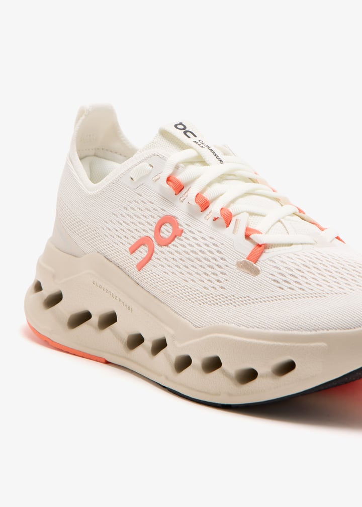 ON Cloudsurfer Max ‘Ivory