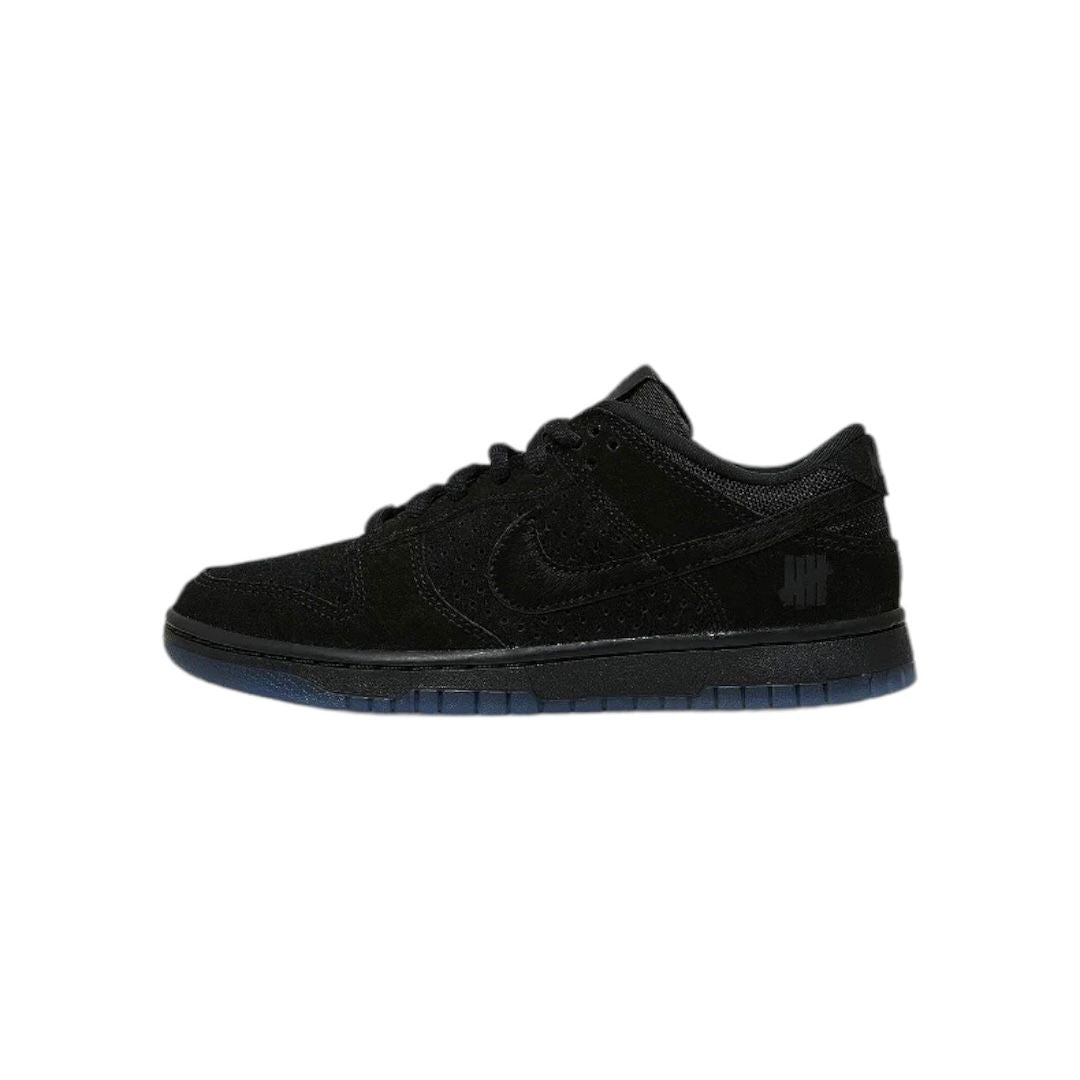 Nike Dunk Low SP x Undefeated