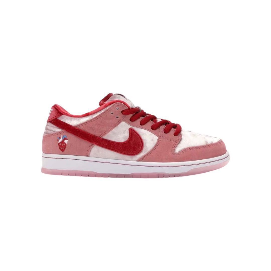 Nike Dunk Low SB X StrangeLove 'Valentine's Day