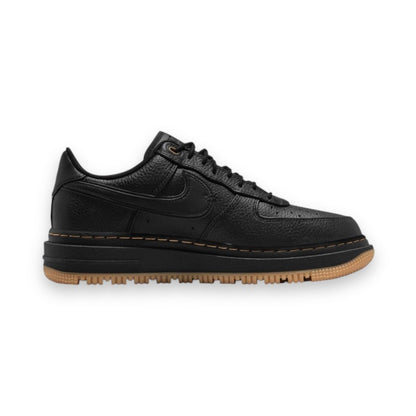 Nike Air Force 1 Low Luxe ""Schwarz Bucktan Gummi gelb""