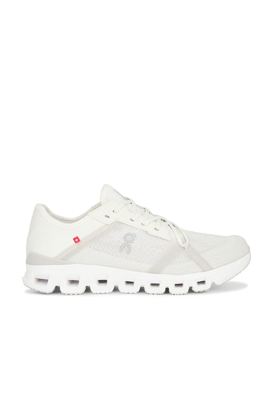 ON Cloud X 4 AD ‘White'